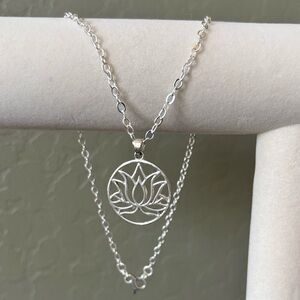 Lotus Silver Toned Necklace 16”‎ NWT